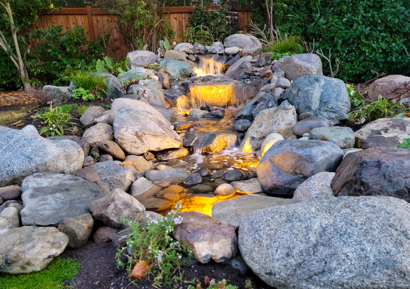 bellingham-water-feature-pitless-waterfall